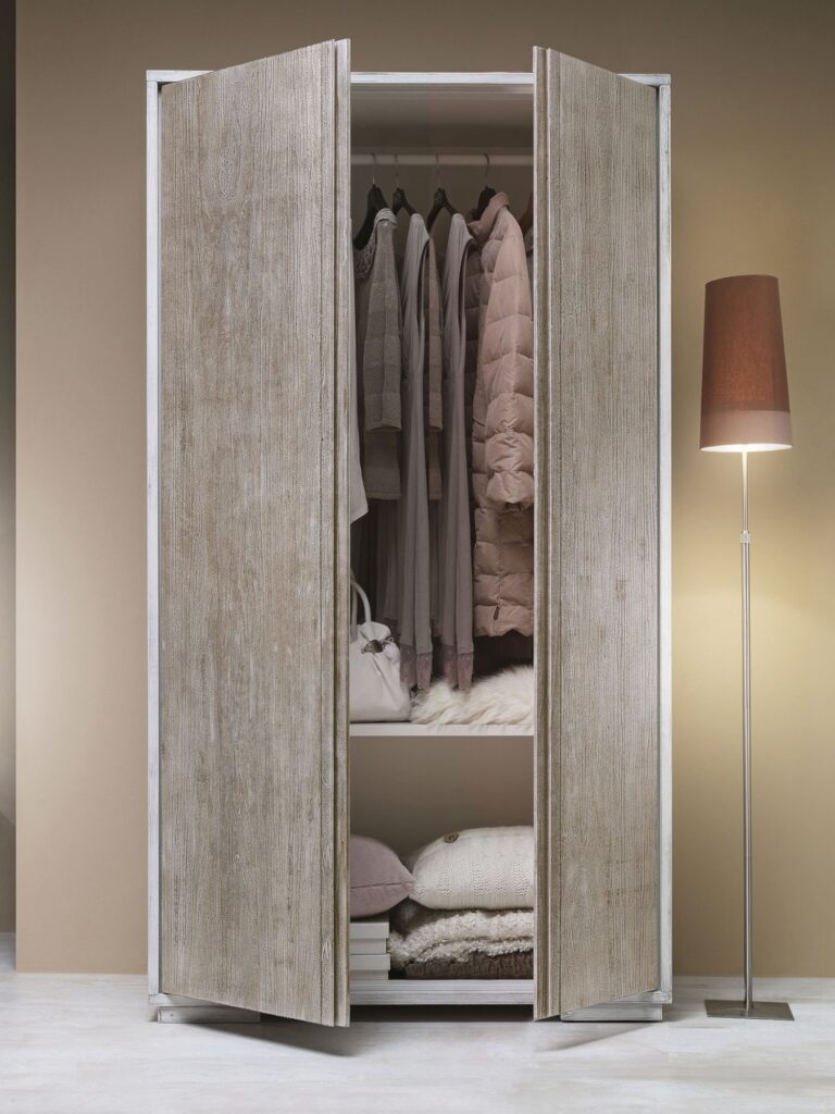 Armadio 2 ante in legno di pioppo con cassettiera interna